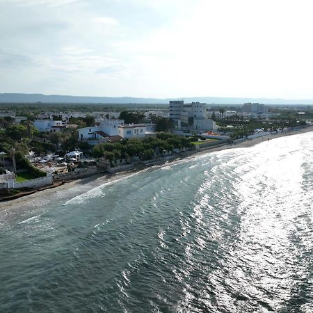 Bed and Breakfast Aurelia Sea View à Torre Canne Extérieur photo