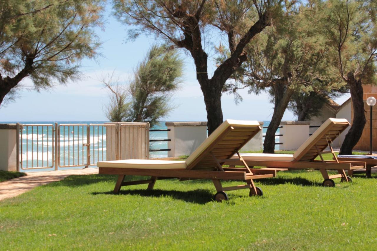 Bed and Breakfast Aurelia Sea View à Torre Canne Extérieur photo
