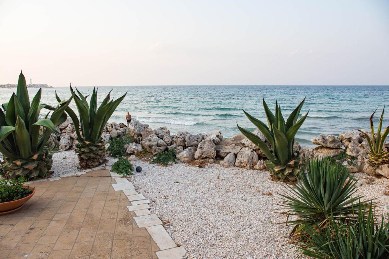 Bed and Breakfast Aurelia Sea View à Torre Canne Extérieur photo