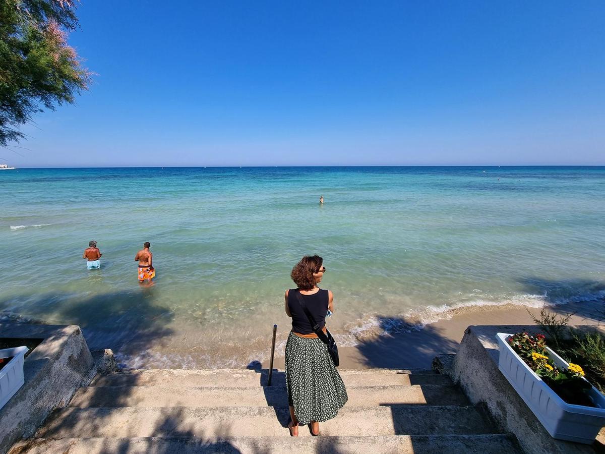 Bed and Breakfast Aurelia Sea View à Torre Canne Extérieur photo