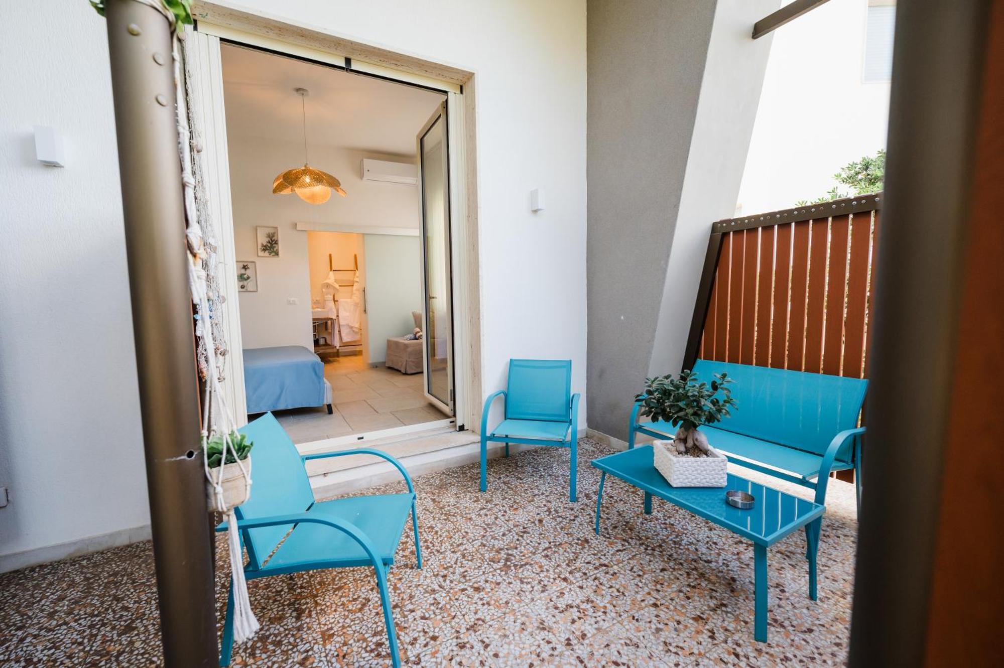 Bed and Breakfast Aurelia Sea View à Torre Canne Extérieur photo
